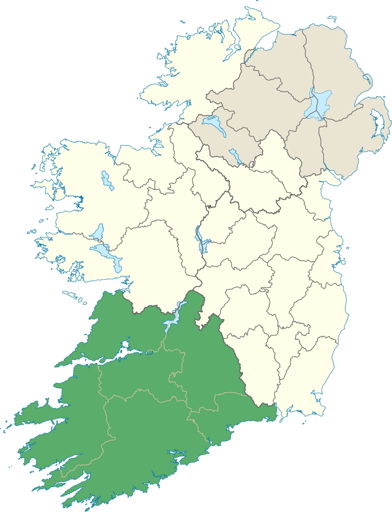 White Car House Urbex locatie in of rond de regio Munster, Ireland