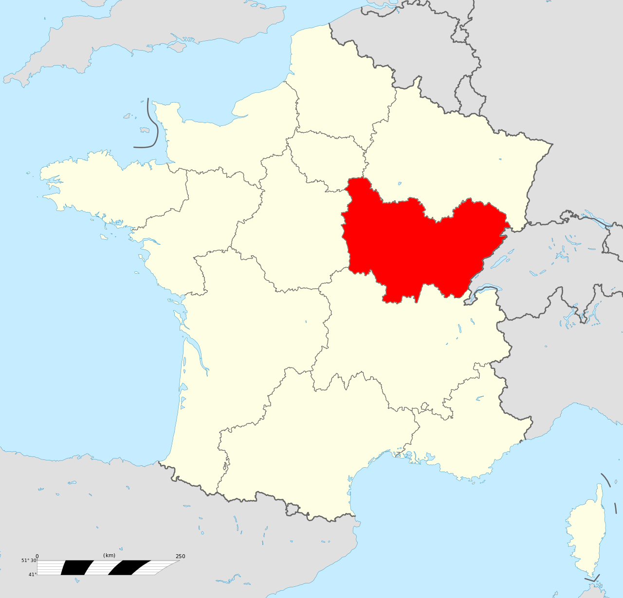 French Italian Castle Urbex locatie in of rond de regio Bourgogne-Franche-Comté (Nièvre), France